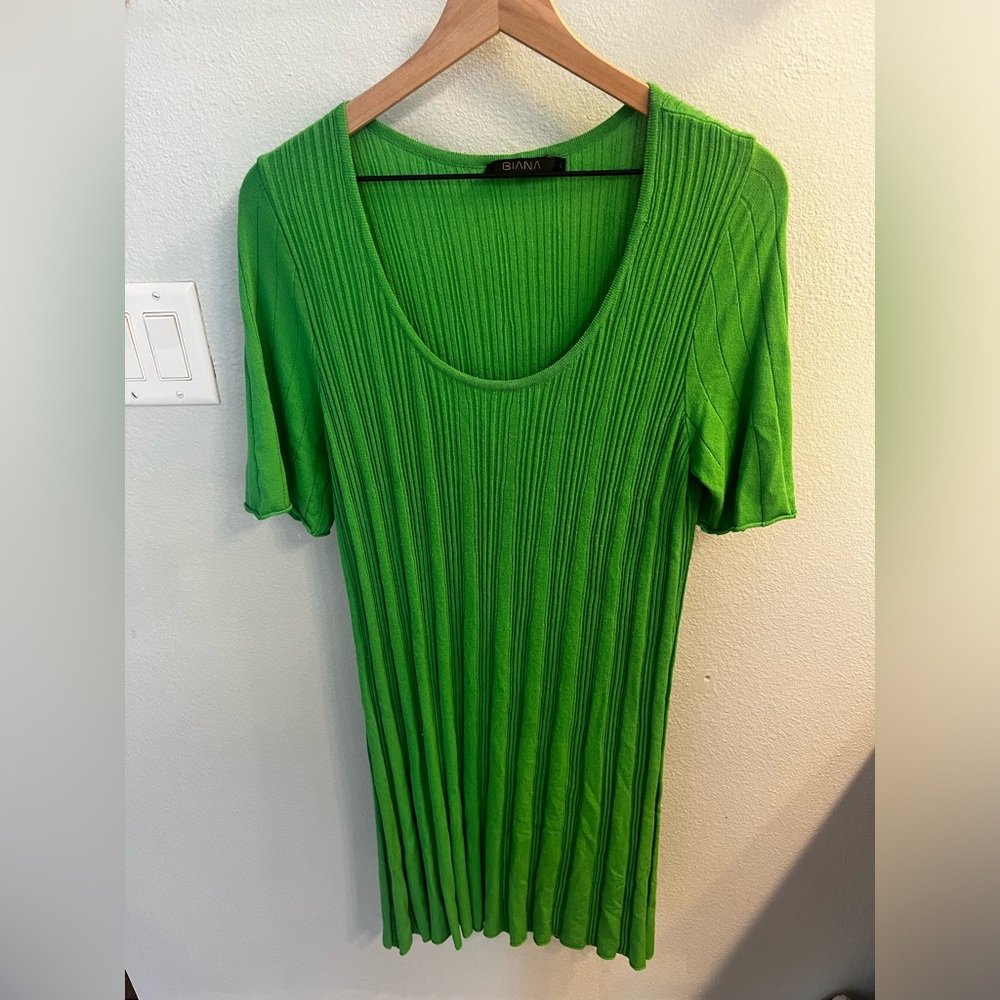 BIANA Stephanie Wave Rib Knit Short Sleeved Swing Dress; Bright Green size L - Picture 4 of 9